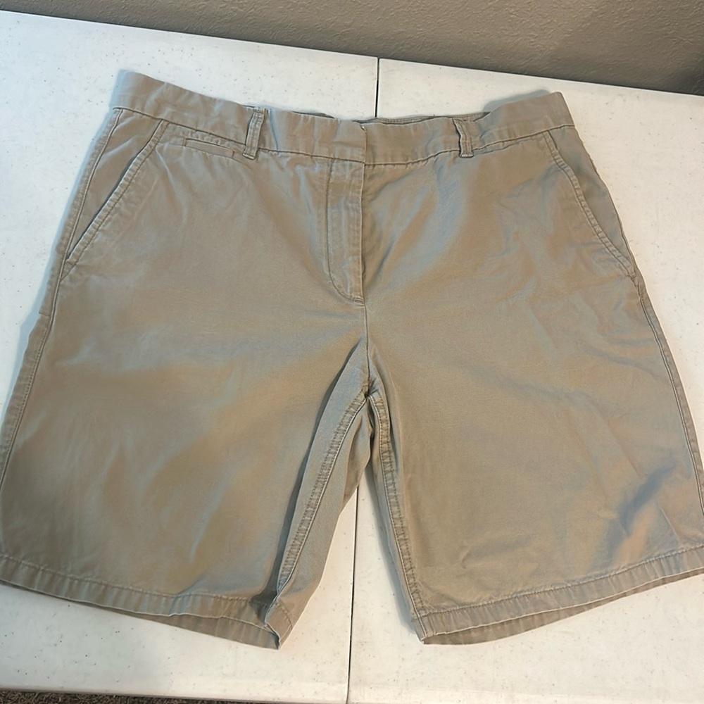 Khaki Gap Shorts